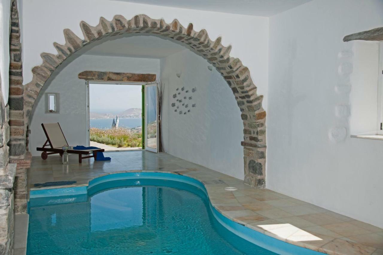 Villa Aeolos With 2 Private Pools Sarakíniko Exteriér fotografie